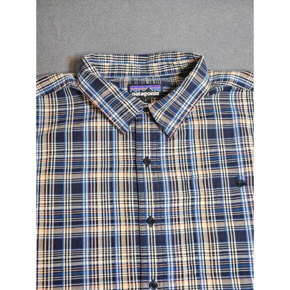 Patagonia Shirt Mens Large Multicolored textured Plaid Button short sleeve Shirt - Picture 3 of 7